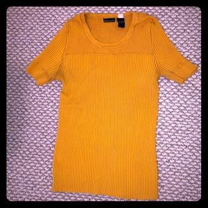 Beautiful gold knit sweater